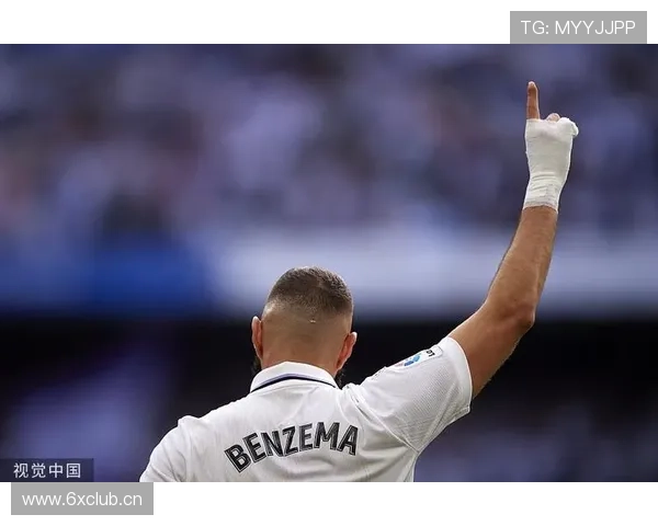 从支点到核心：本泽马在皇马战术体系中的角色演变