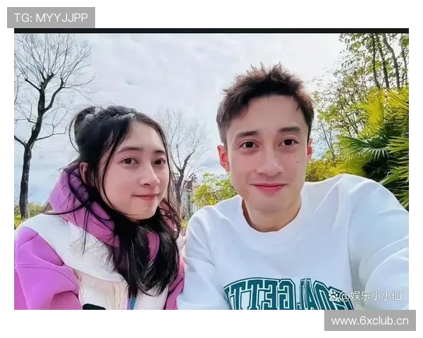 假如练俊杰随手晒他家客厅，我的存款图直接灰飞烟灭