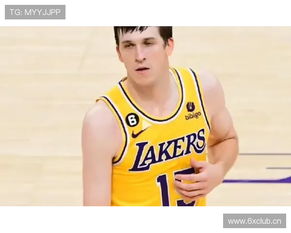 佩科维奇内线篮板提升 关键挡拆助火箭攻防转换明显提速